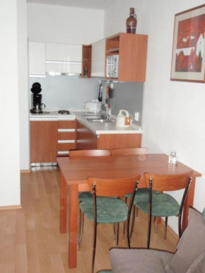 Гостиница Apartmán Ramzová B14, Остружна 